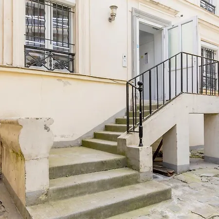 Rest In Historical 1850's Monastery With View 公寓 巴黎